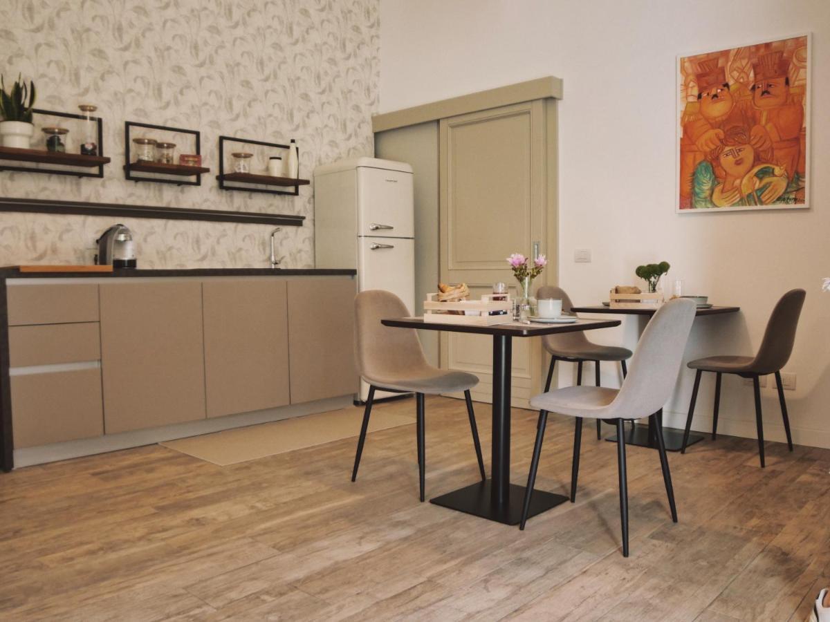 Adele E Il Duca Bed And Breakfast Lecce Exteriör bild